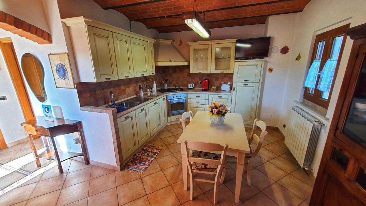 Spicchio Di Luna - Casa Vacanze Albiano Magra Extérieur photo