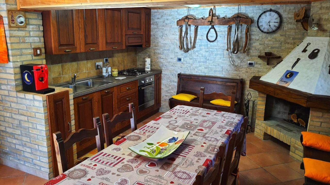 Spicchio Di Luna - Casa Vacanze Albiano Magra Extérieur photo