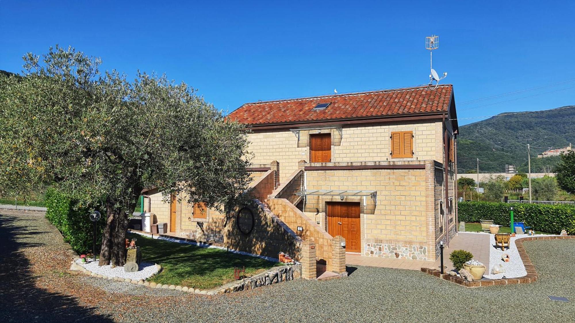 Spicchio Di Luna - Casa Vacanze Albiano Magra Extérieur photo